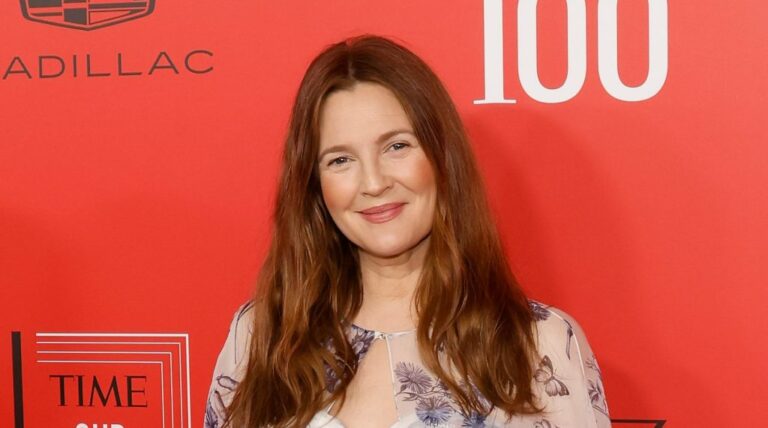 Drew Barrymore Exits Event After Fan Rushes Stage and Says You Know Who I Am, I Need to See You