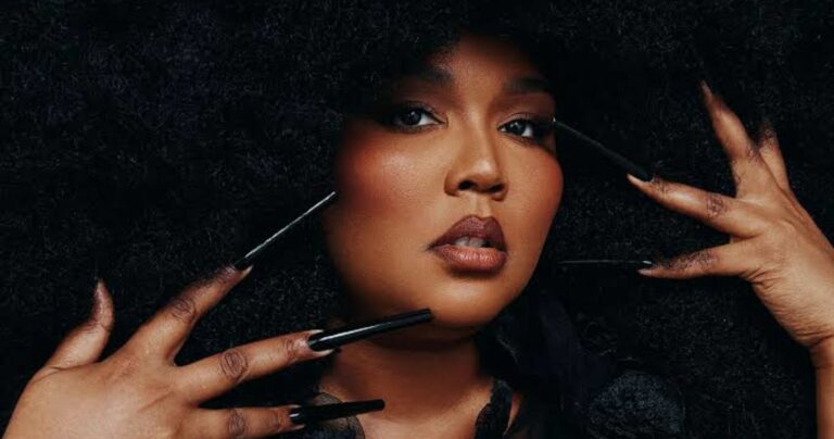 Lizzo Has Been Invited To Perform At James Madisons House In Virginia After She Played His Flute