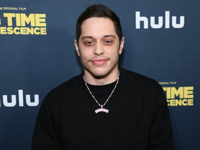 Pete Davidson Reportedly Quickly Moved on From Chase Sui Wonders With This New A-Lister