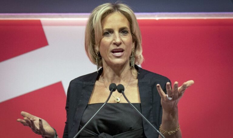 Emily Maitlis hits out at BBC over Newsnight announcement – They dont care