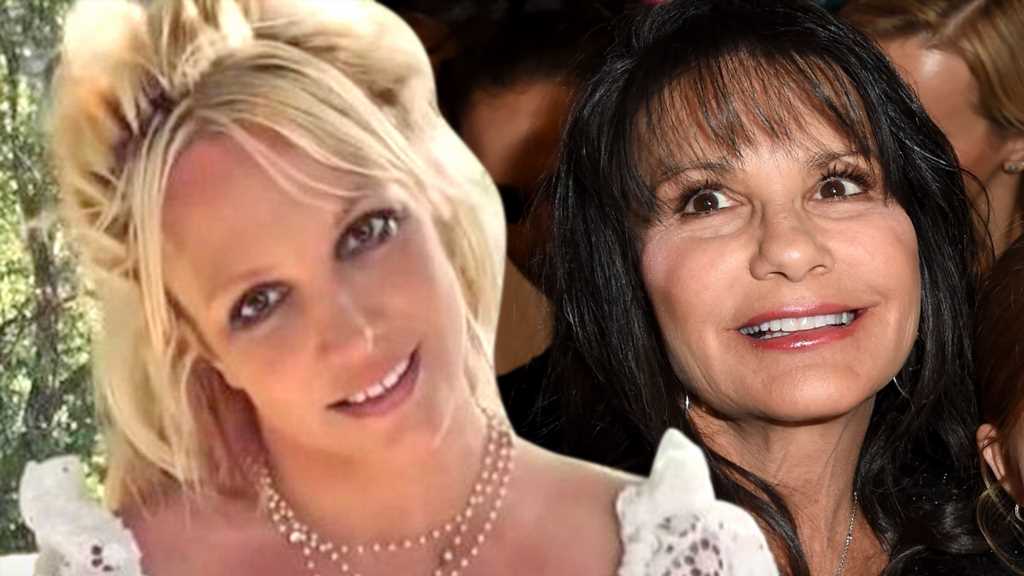 Britney Spears Began Reconciling with Mom Weeks Ago, Jamie Lynn Up Next